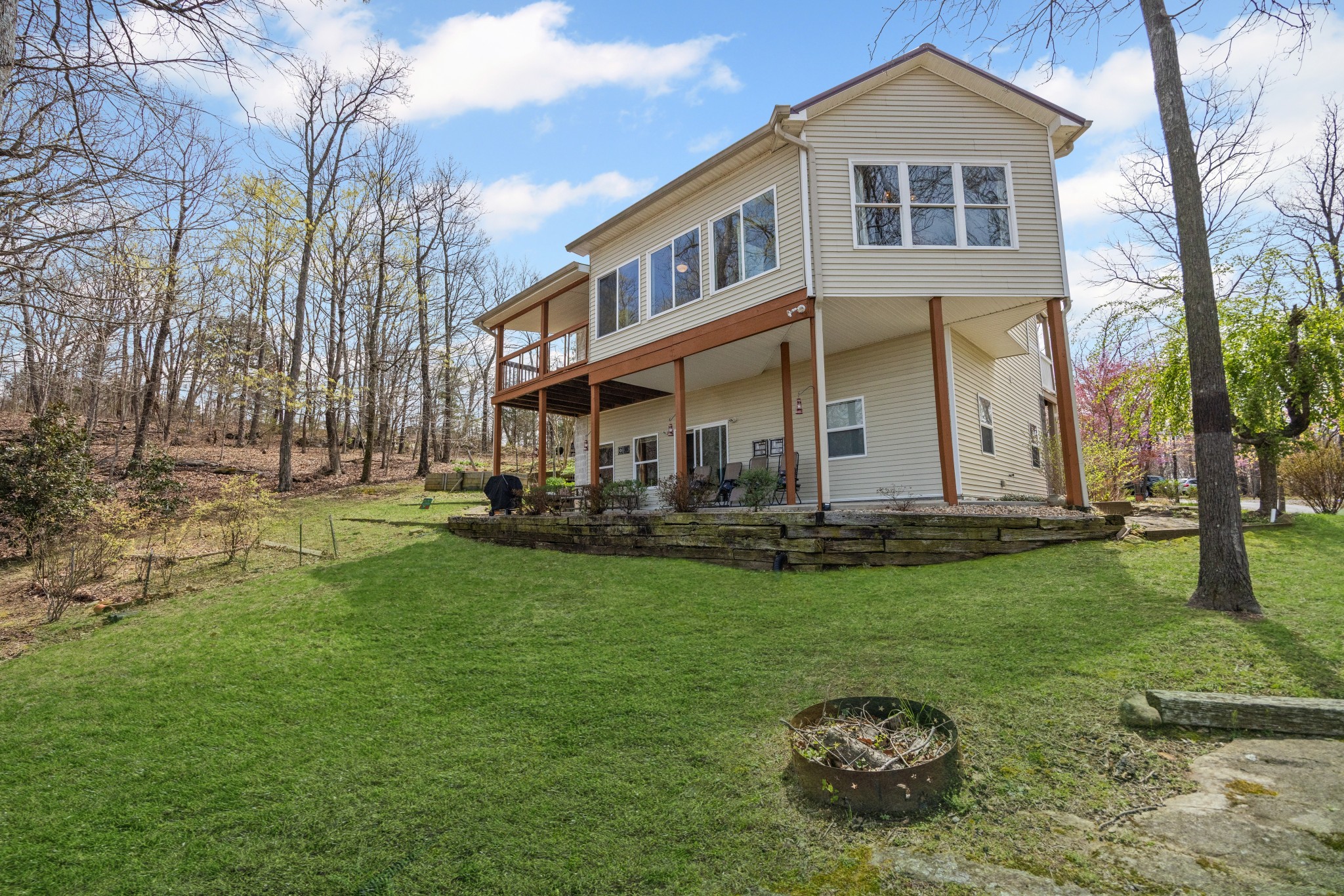 300 Iron Gap Road Belvidere, TN 37306 - Photo 48 of 84 a view of a house with backyard and sitting area