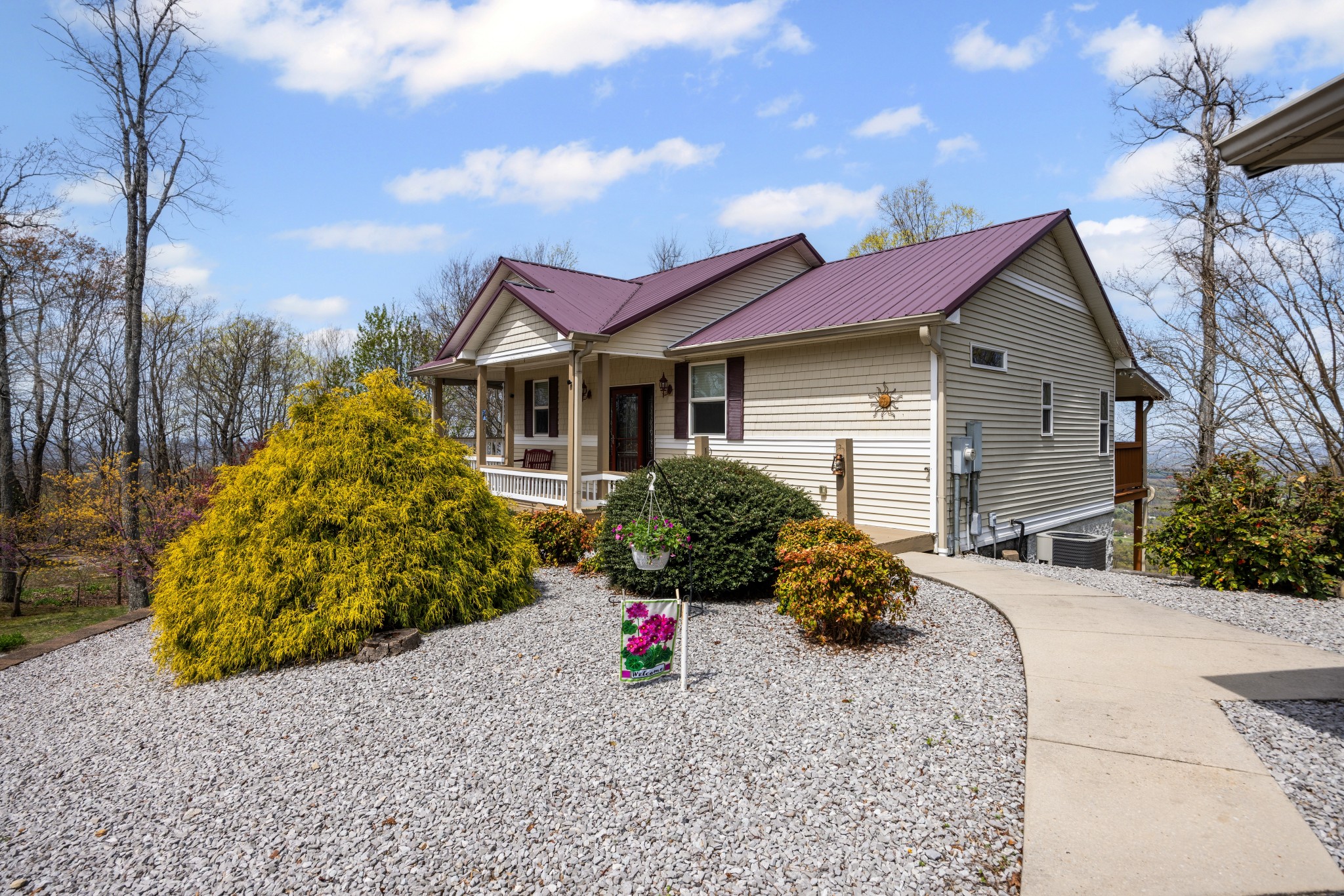 300 Iron Gap Road Belvidere, TN 37306 - Photo 6 of 84