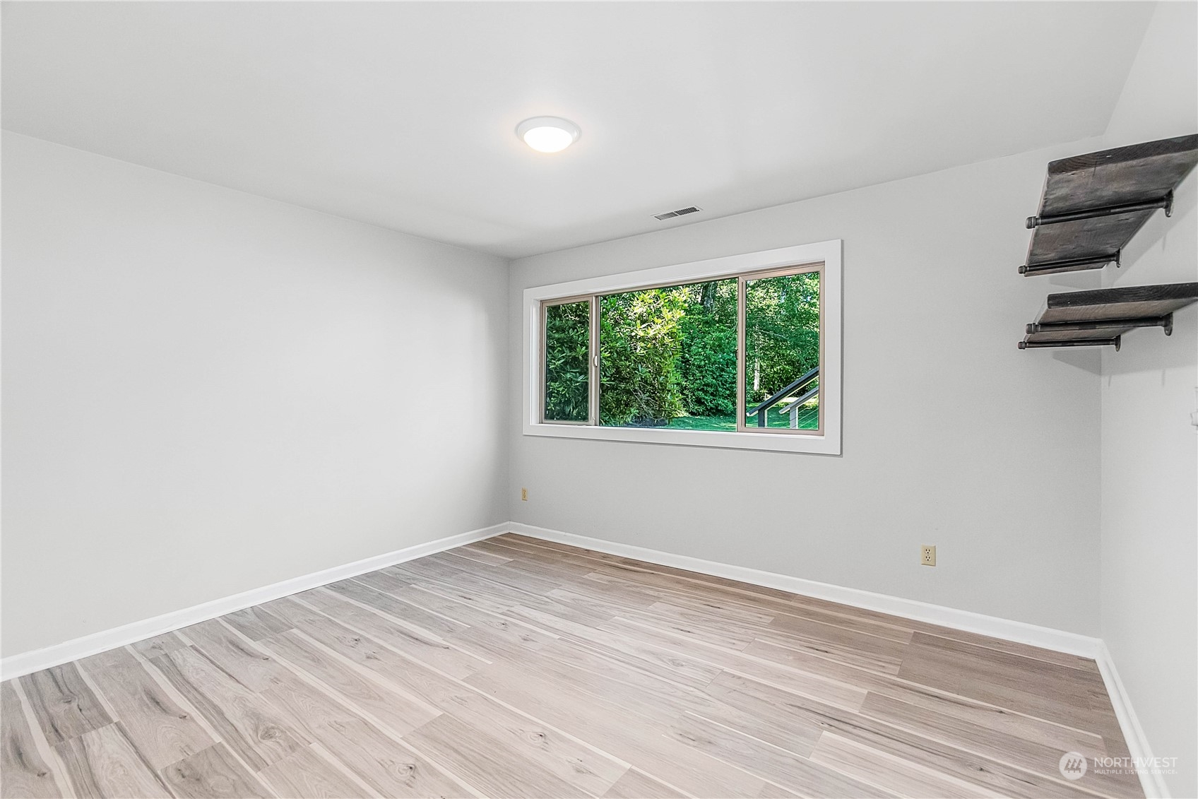 7988 Sidney Road Southwest Port Orchard, WA 98367 - Photo 26 of 40 Gallery Image 26