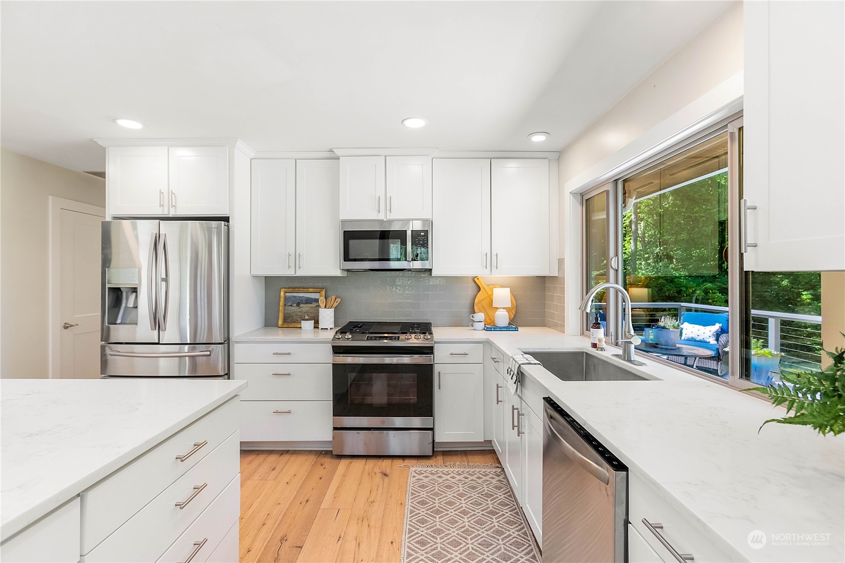 7988 Sidney Road Southwest Port Orchard, WA 98367 - Photo 10 of 40 Gallery Image 10