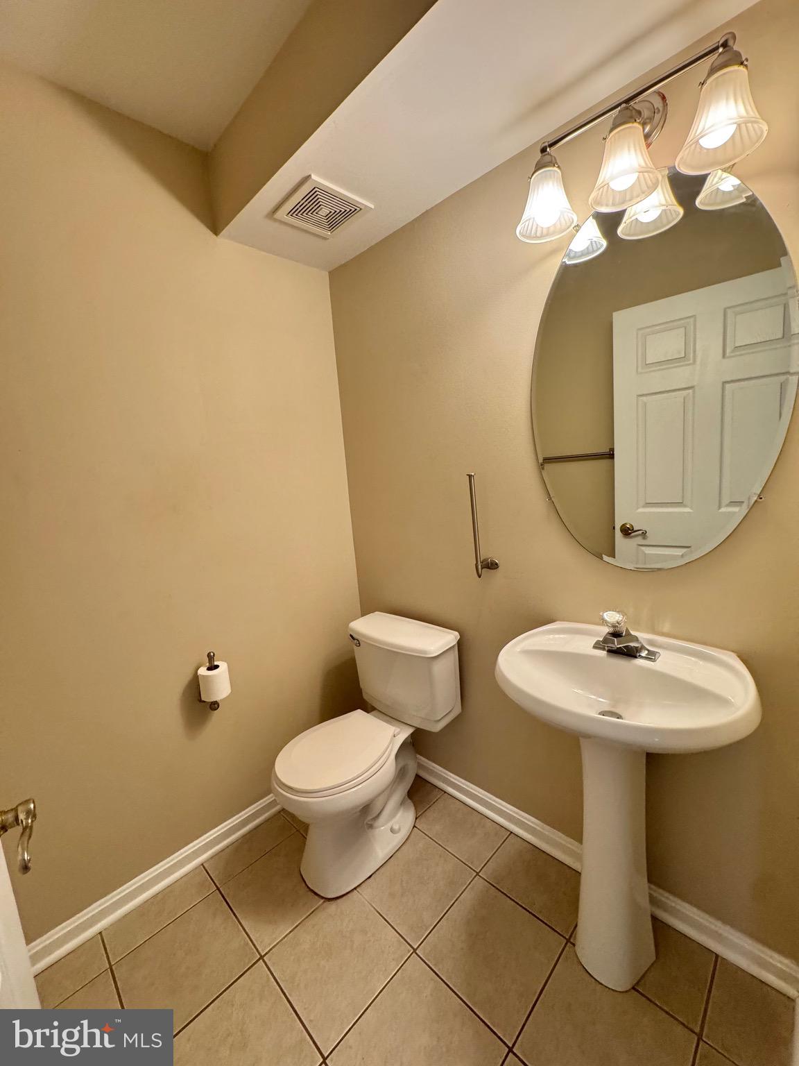 211 Langdon Farm Circle Odenton, MD 21113 - Photo 9 of 38 MAIN LEVEL POWDER ROOM