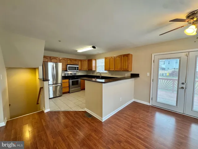 $2,500 | 211 Langdon Farm Circle, Odenton, MD 21113