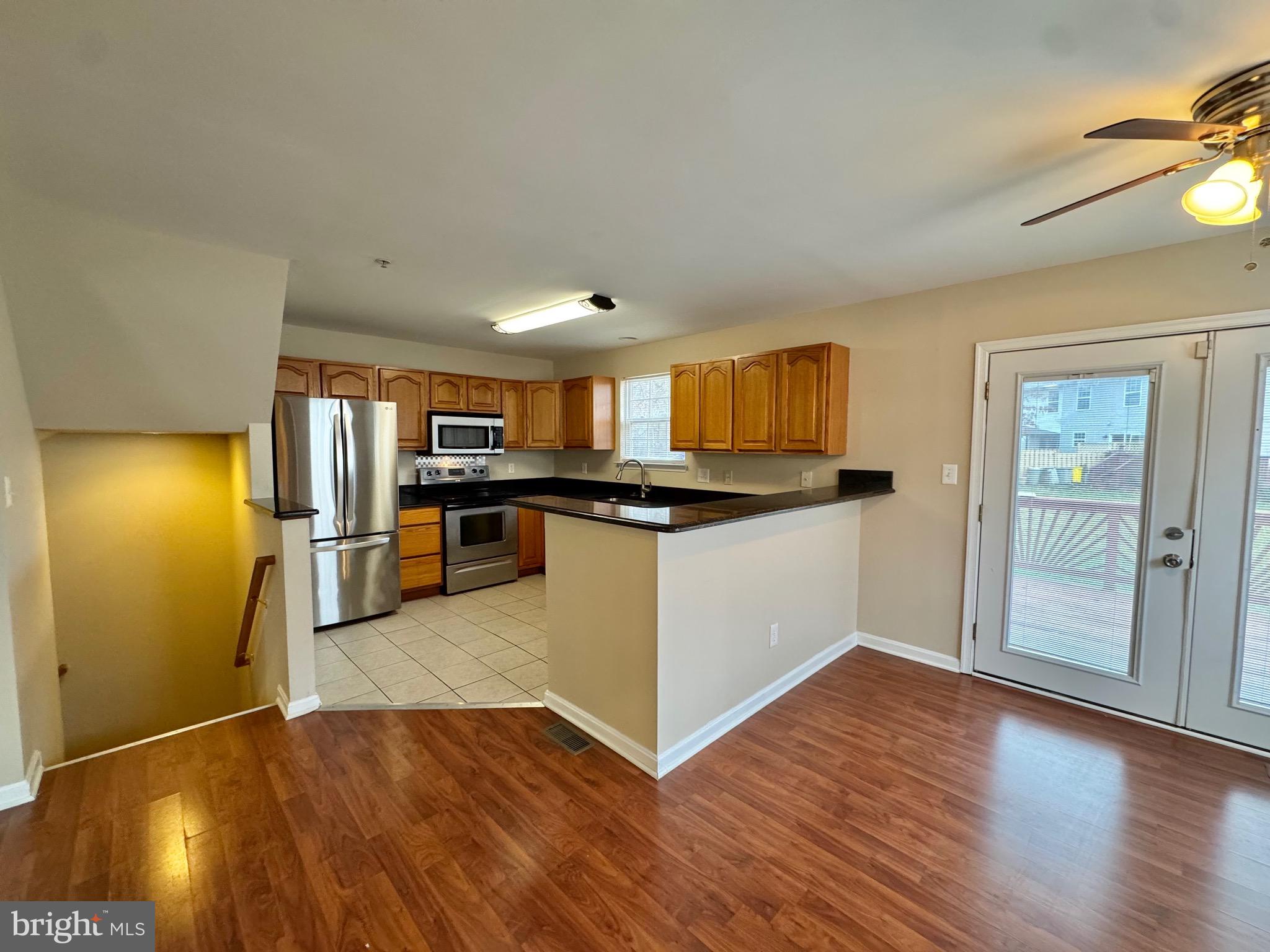 211 Langdon Farm Circle Odenton, MD 21113 - Photo 10 of 38 FULL KITCHEN VIEW