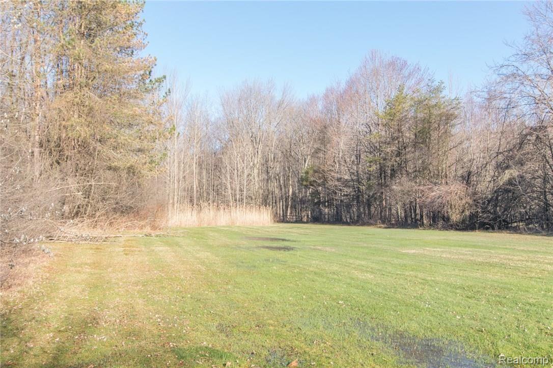 8894 Folkert Road Algonac, MI 48001 - Photo 49 of 51 DSC_0427.jpg