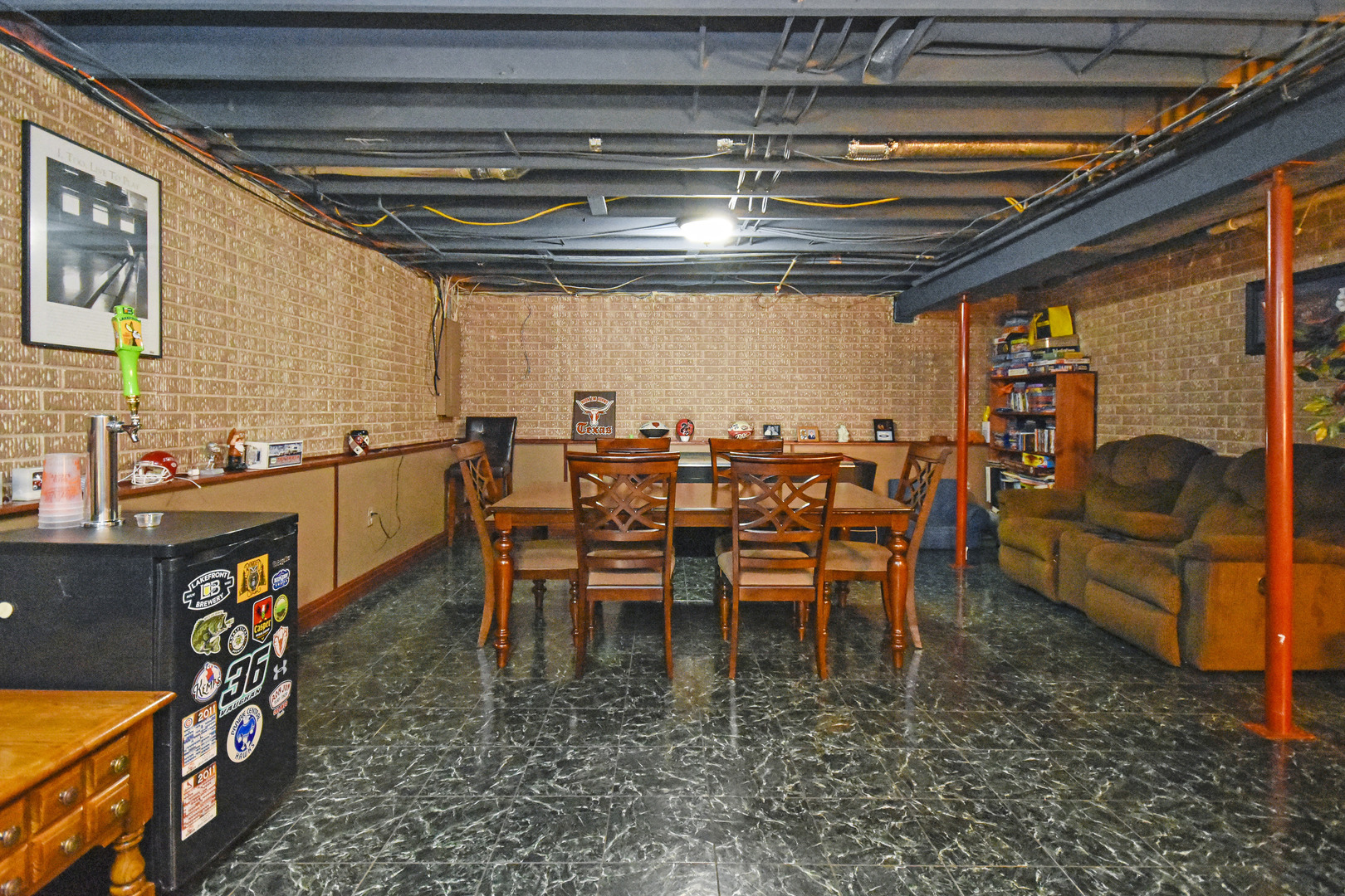 604 Morningside Drive Chenoa, IL 61726 - Photo 18 of 33 a view of a dining room with furniture