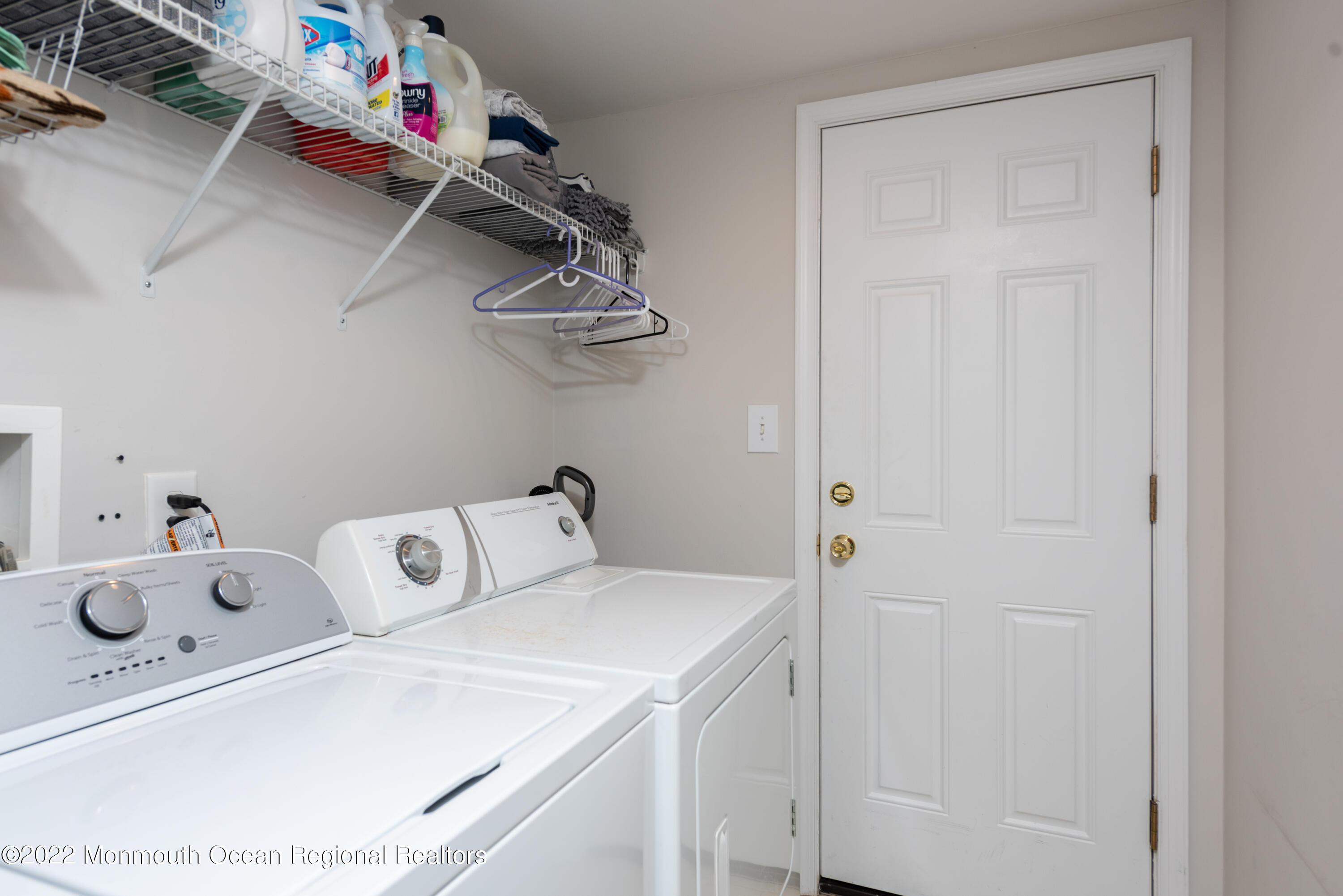 613 Harmony Road Middletown, NJ 07758 - Photo 19 of 35 Laundry room