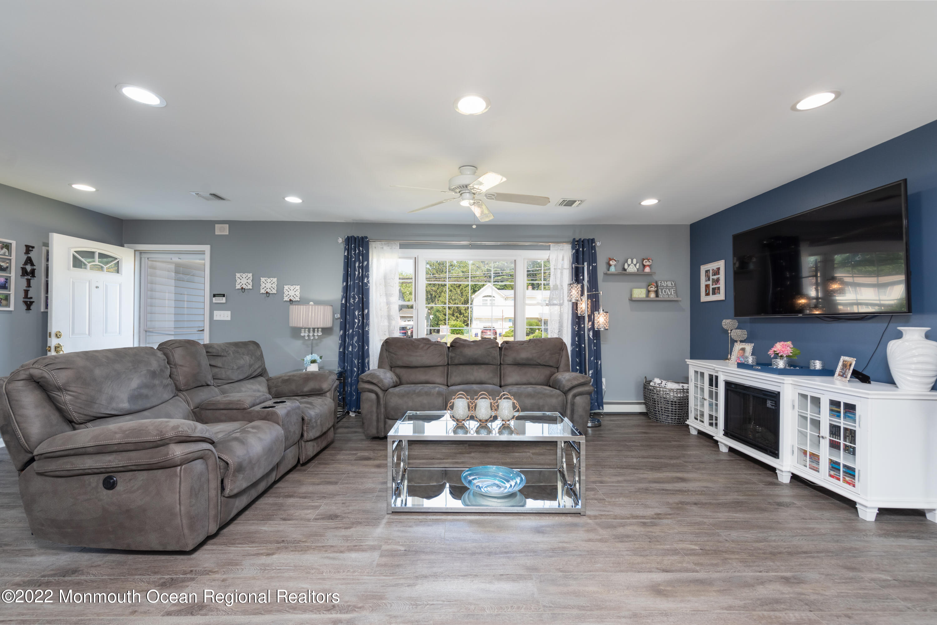 613 Harmony Road Middletown, NJ 07758 - Photo 6 of 35 Open concept living