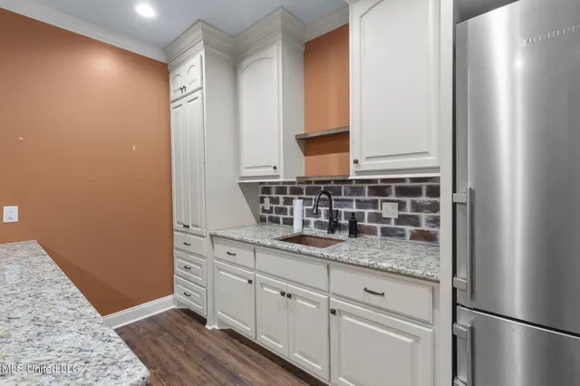 $1,090,000 | 106 Chicot Cove, Ridgeland, MS 39157