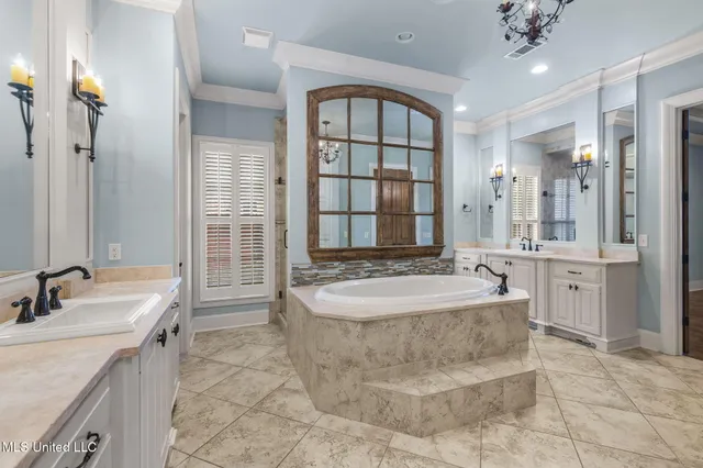 $1,090,000 | 106 Chicot Cove, Ridgeland, MS 39157