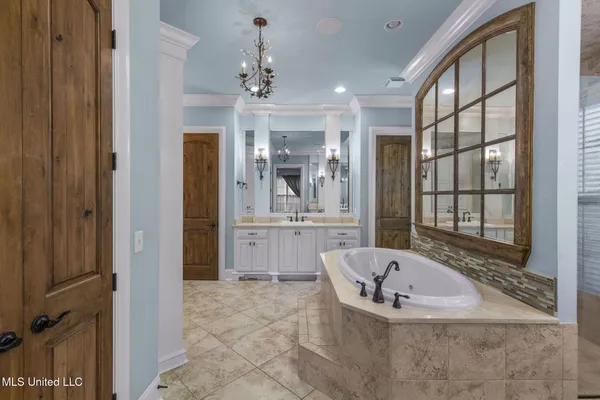 $1,065,000 | 106 Chicot Cove, Ridgeland, MS 39157