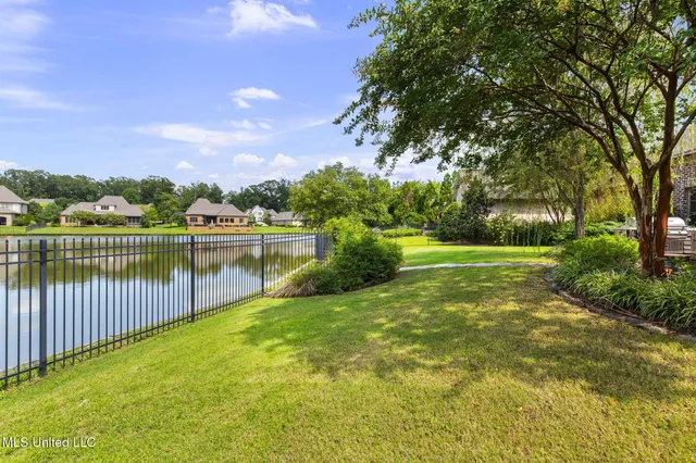 $1,090,000 | 106 Chicot Cove, Ridgeland, MS 39157