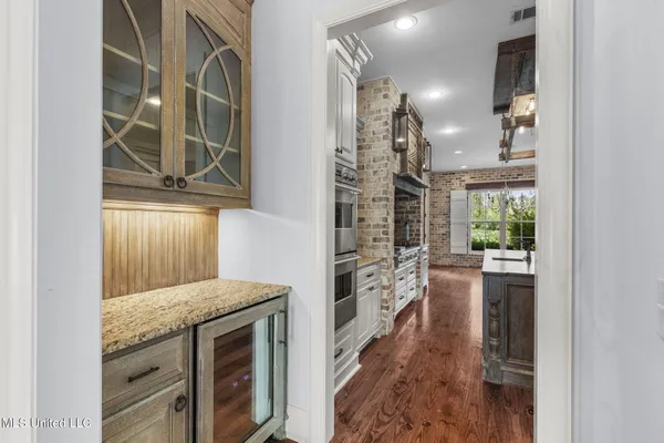 $1,065,000 | 106 Chicot Cove, Ridgeland, MS 39157