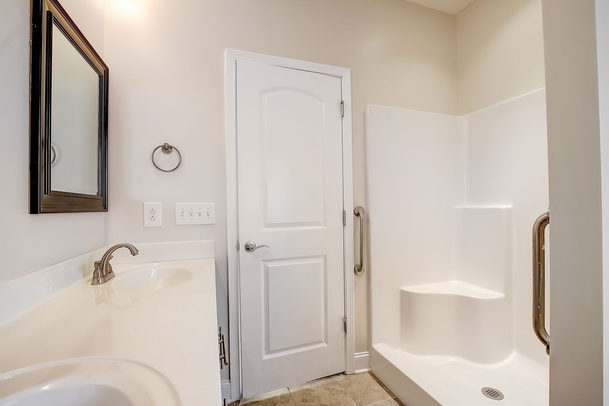 1028 Grace Road Pleasant View, TN 37015 - Photo 15 of 21 a bathroom with a bathtub and a shower