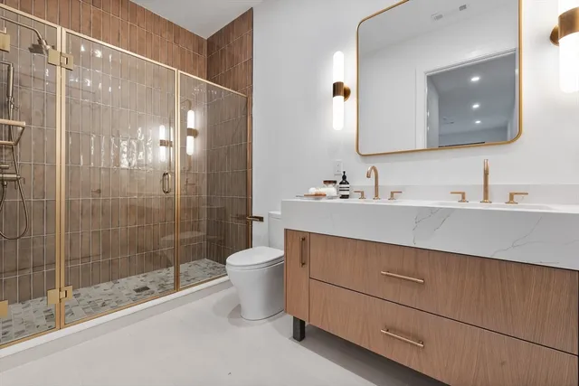 $1,230,000 | 1114 Beacon Street, Unit 111, Newton, MA 02461