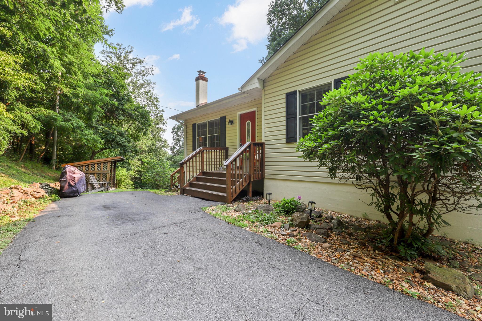 1336 Granny Smith Road Linden, VA 22642 - Photo 45 of 46