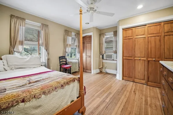 $539,000 | 158 Palisade Road, Elizabeth, NJ 07208