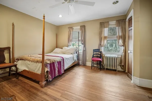 $539,000 | 158 Palisade Road, Elizabeth, NJ 07208