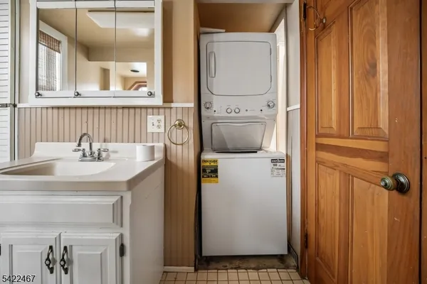 $539,000 | 158 Palisade Road, Elizabeth, NJ 07208