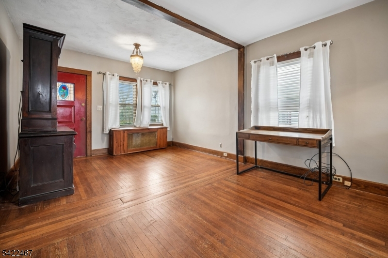 158 Palisade Road Elizabeth, NJ 07208 - Photo 8 of 37