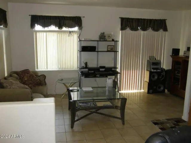 $1,895 | 17365 North Cave Creek Road, Unit 123, Phoenix, AZ 85032