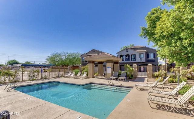 $1,895 | 17365 North Cave Creek Road, Unit 123, Phoenix, AZ 85032