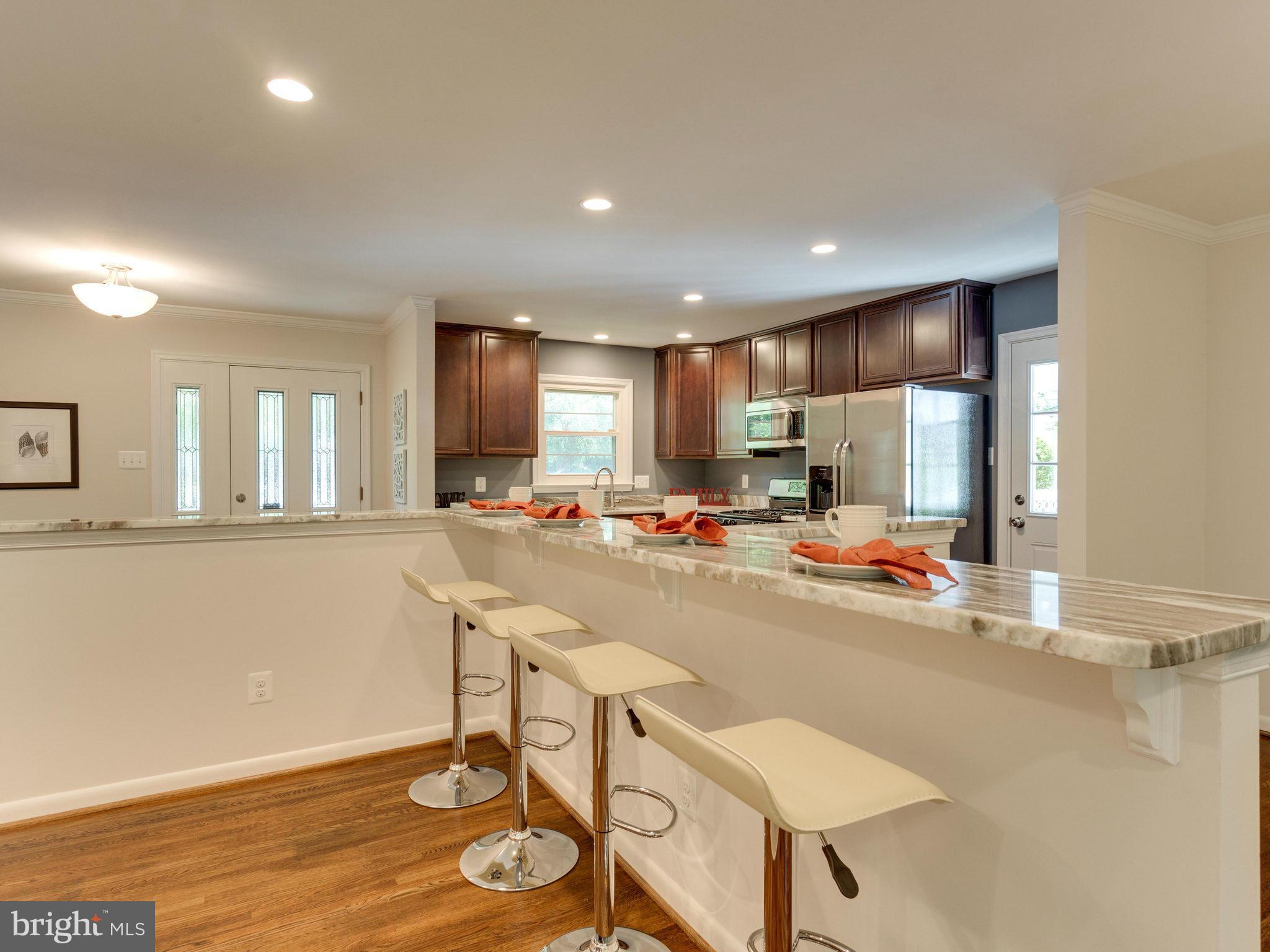 7120 Dryburgh Court Springfield, VA 22152 - Photo 4 of 30 Room for 4 Bar Stools for Breakfast Dining
