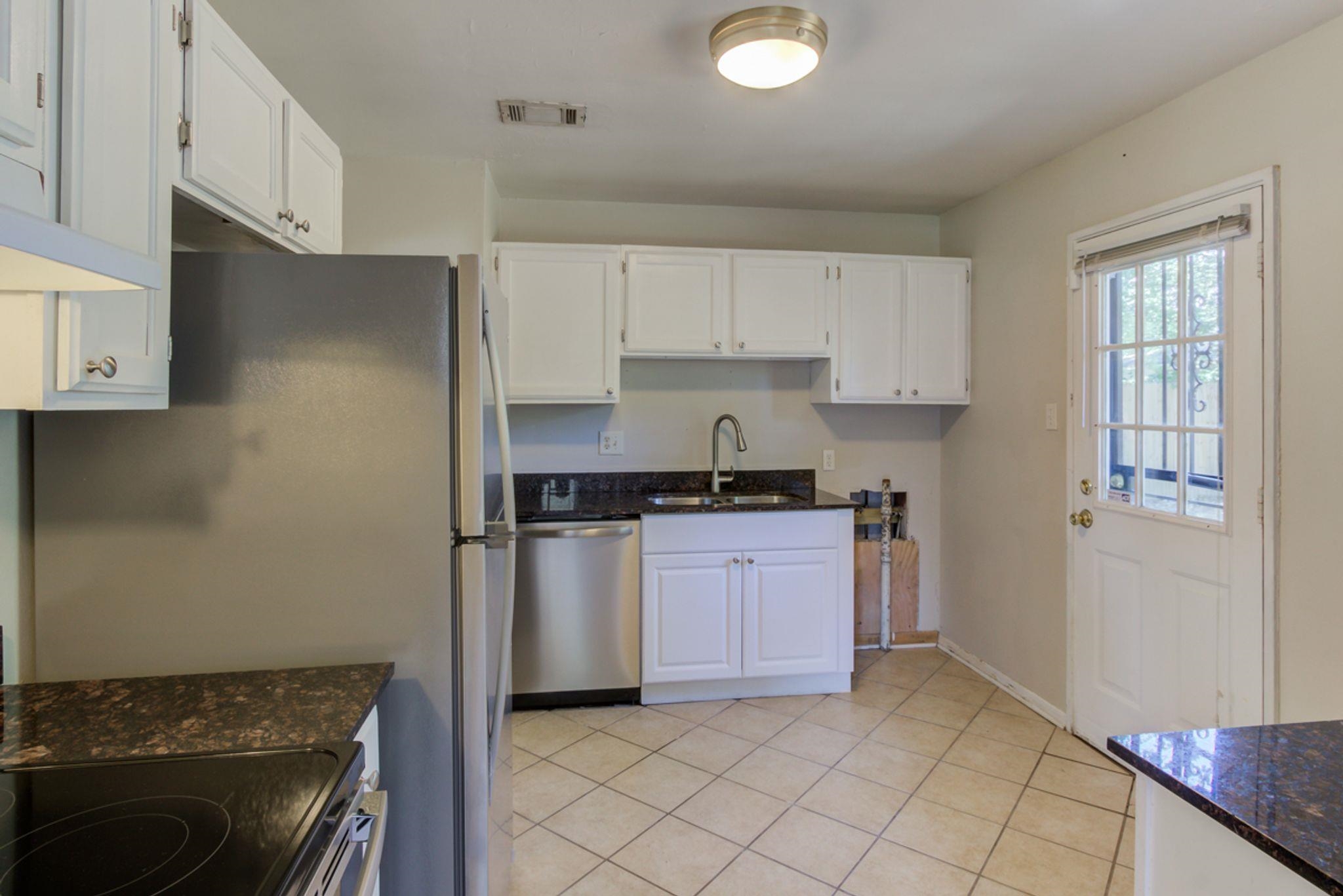 4966 Verne Road Memphis, TN 38117 - Photo 10 of 15