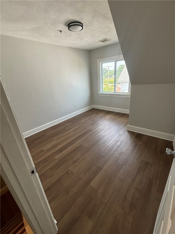 1536 Cranston Street, Unit 3 Cranston, RI 02920 - Photo 12 of 32