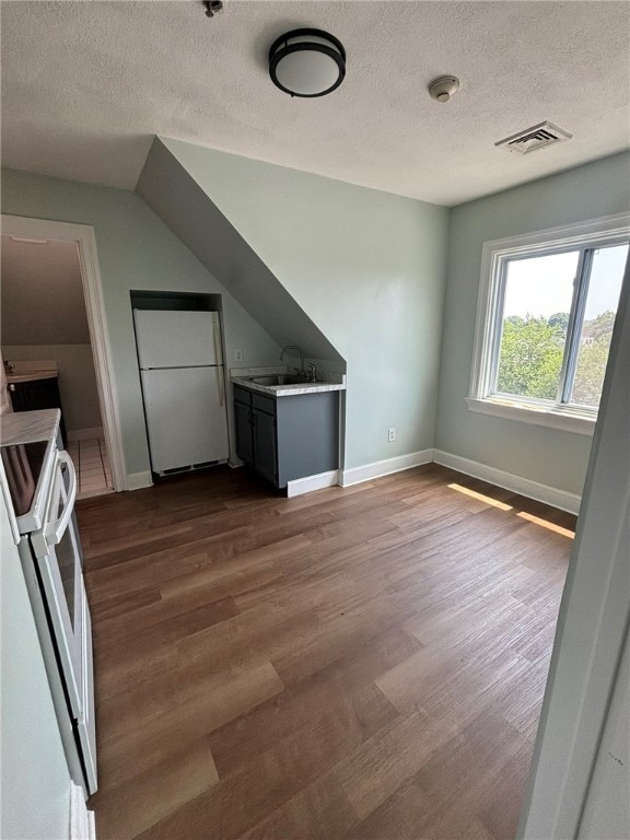 1536 Cranston Street, Unit 3 Cranston, RI 02920 - Photo 21 of 32