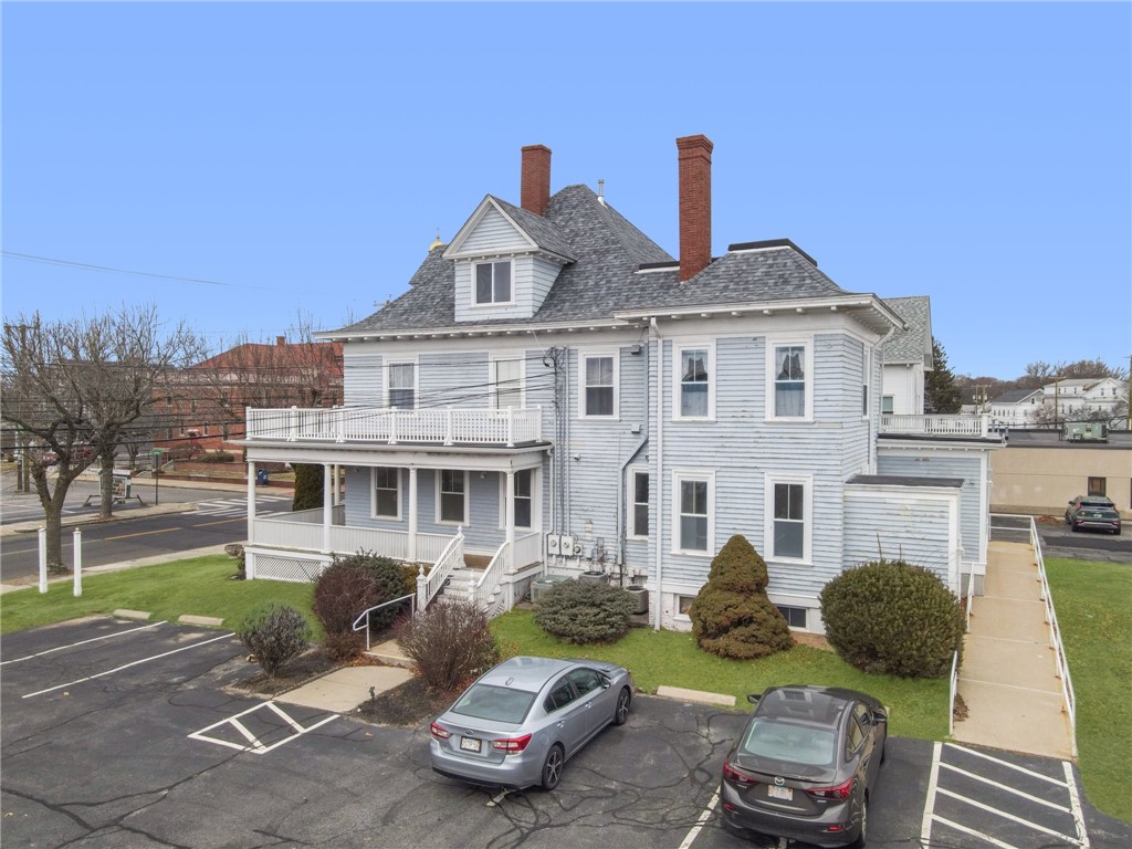 1536 Cranston Street, Unit 3 Cranston, RI 02920 - Photo 3 of 32