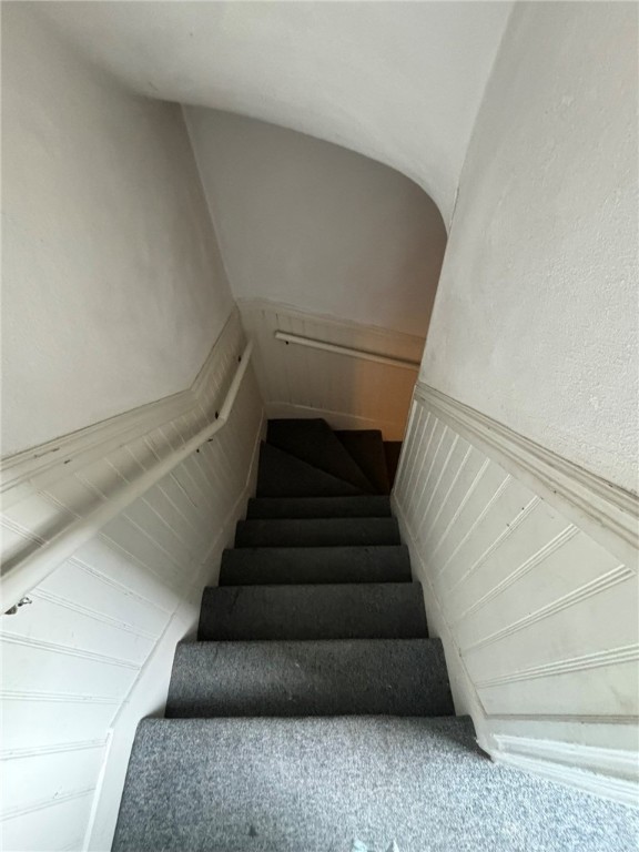 1536 Cranston Street, Unit 3 Cranston, RI 02920 - Photo 31 of 32