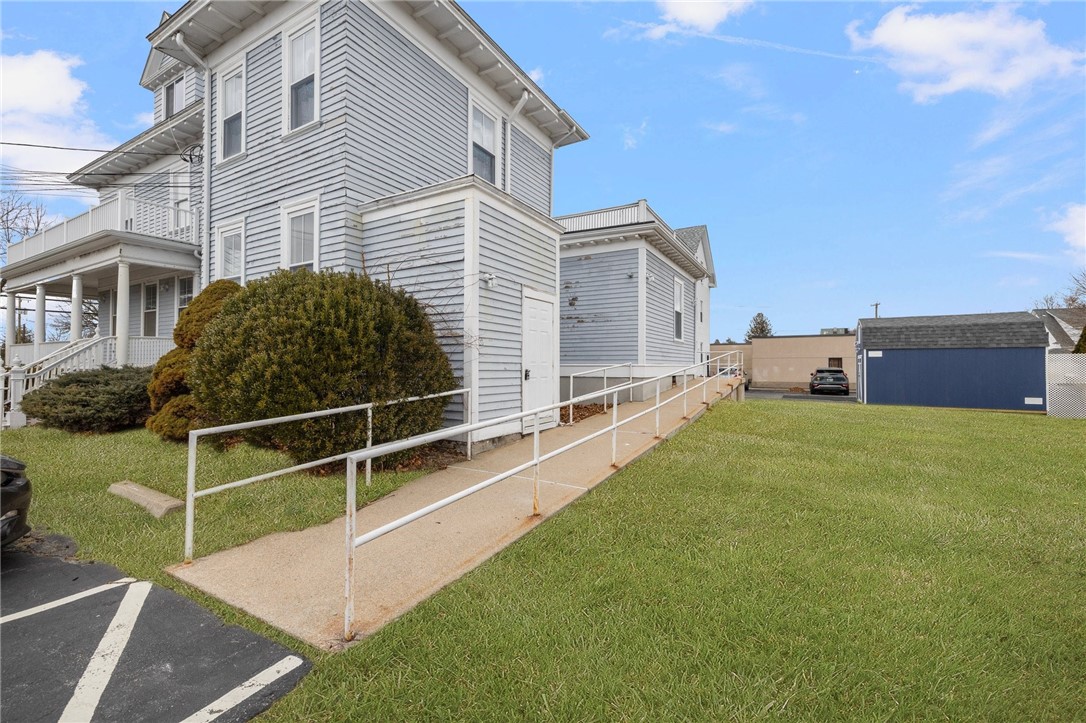 1536 Cranston Street, Unit 3 Cranston, RI 02920 - Photo 4 of 32