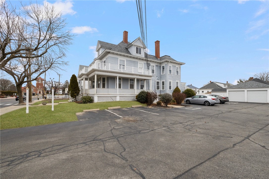 1536 Cranston Street, Unit 3 Cranston, RI 02920 - Photo 5 of 32