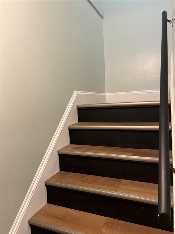 1536 Cranston Street, Unit 3 Cranston, RI 02920 - Photo 9 of 32