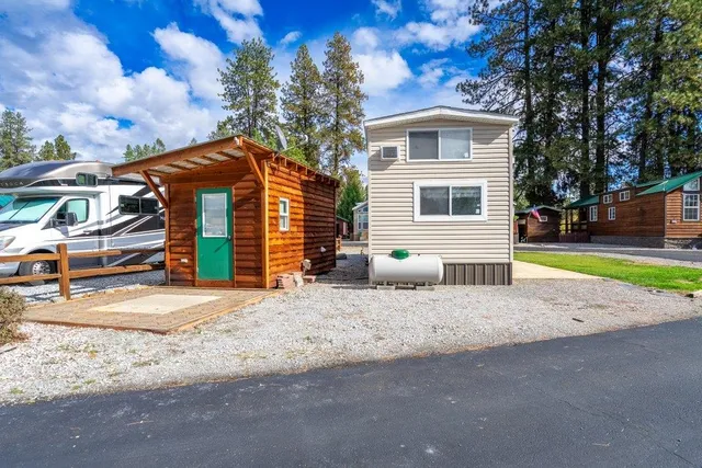 $174,900 | 16 Songbird Lane, Usk, WA 99180