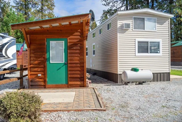 $174,900 | 16 Songbird Lane, Usk, WA 99180