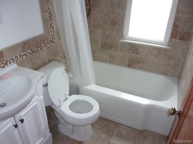 6812 Pelham Road Taylor, MI 48180 - Photo 8 of 13