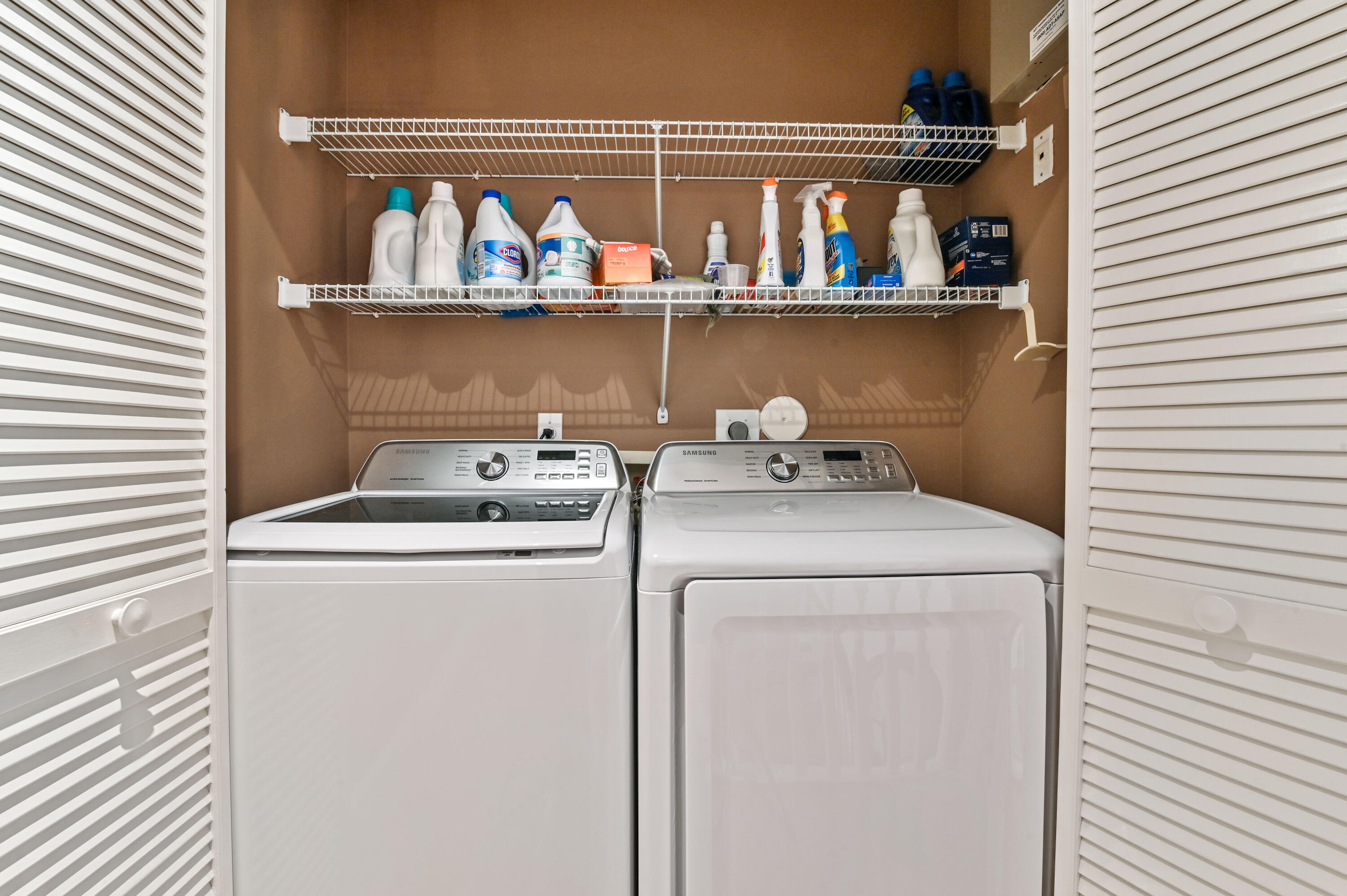 3956 Northwest 57th Street Boca Raton, FL 33496 - Photo 21 of 46 22 Laundry 01
