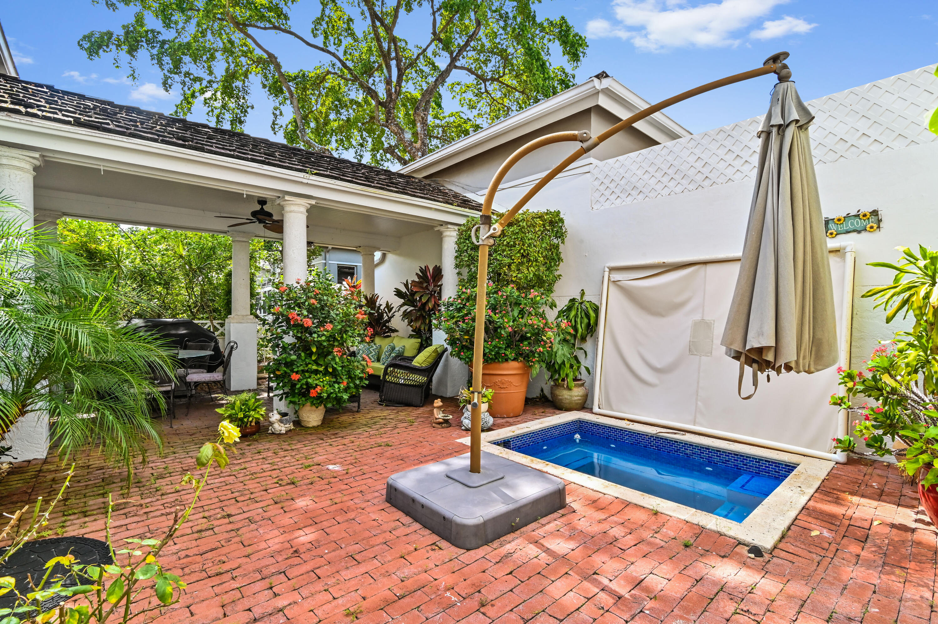 3956 Northwest 57th Street Boca Raton, FL 33496 - Photo 31 of 46 32 Backyard 01