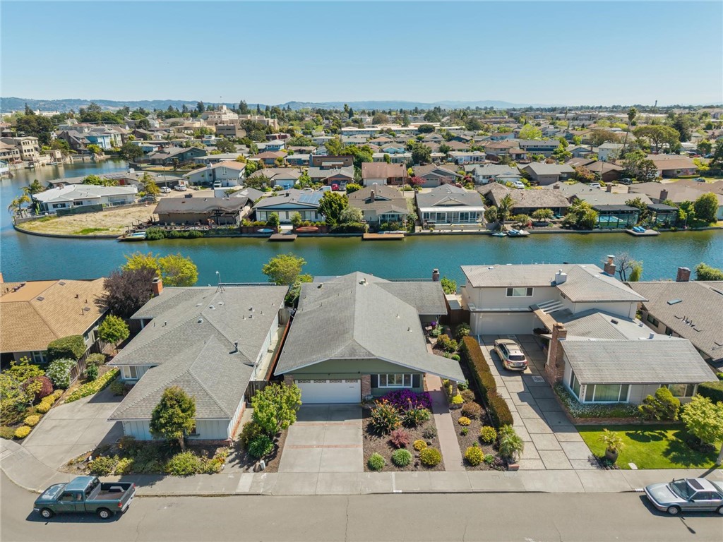 632 Waterview Alameda, CA 94501 - Photo 3 of 57 Right on the lagoon!