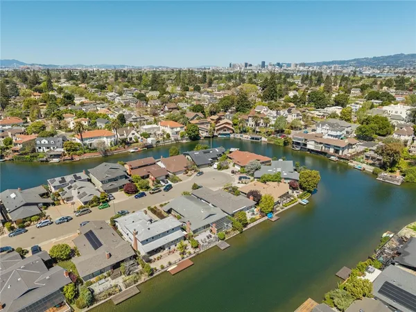 $1,499,998 | 632 Waterview, Alameda, CA 94501