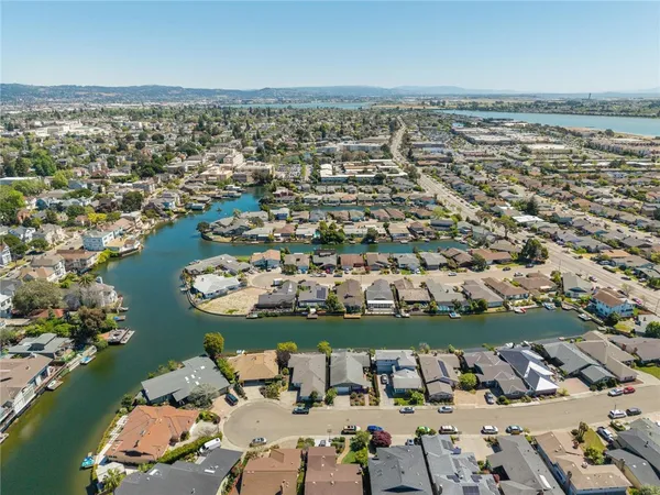 $1,499,998 | 632 Waterview, Alameda, CA 94501
