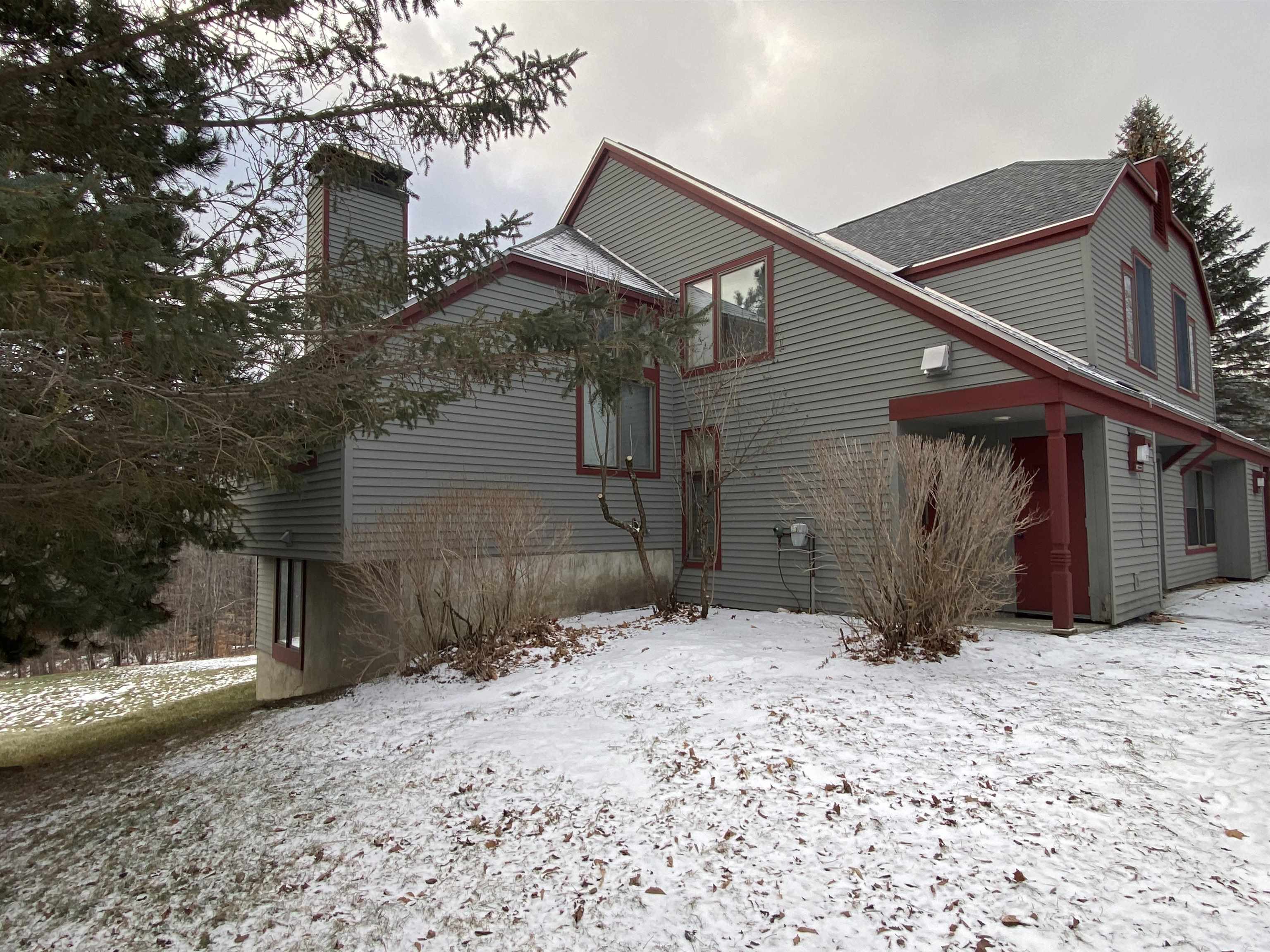 F7 Cobble Ridge Road Winhall, VT 05340 - Photo 2 of 24 Gallery Image 2