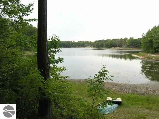 49 Rasho Road Traverse City, MI 49696 - Photo 12 of 12 1690780-11.JPG