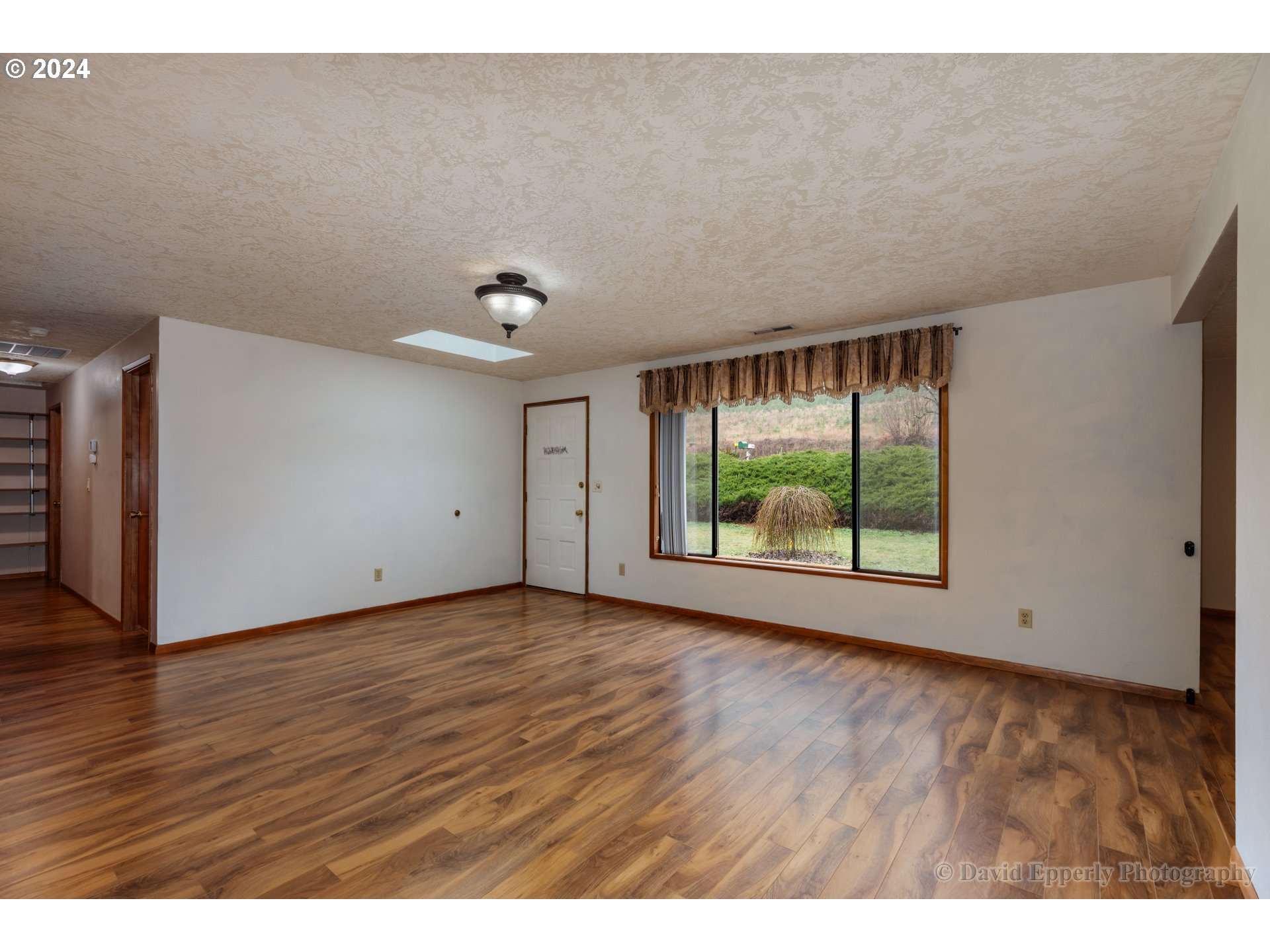 72396 Fern Hill Road Rainier, OR 97048 - Photo 5 of 35 Gallery Image 5