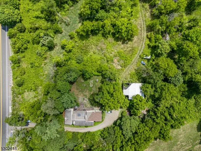 $3,600,000 | 3995 Highway 27, Princeton, NJ 08540