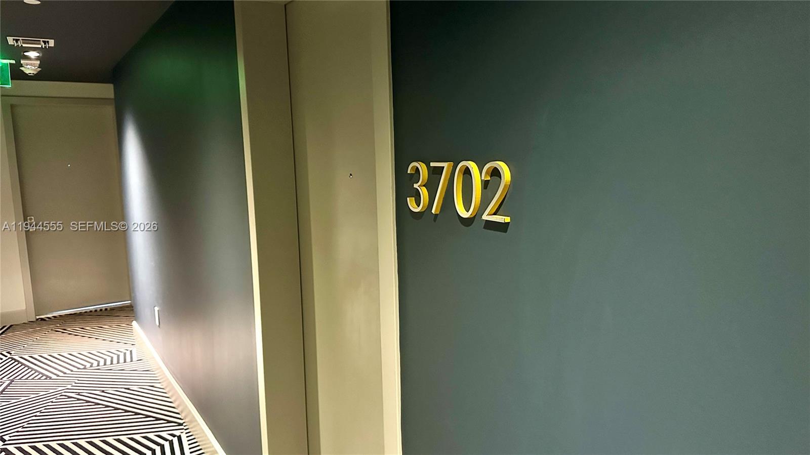 55 Southwest 9th Street, Unit 3702 Miami, FL 33130 - Photo 2 of 30