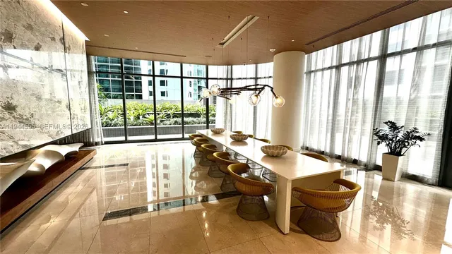 $3,300 | 55 Southwest 9th Street, Unit 3702, Miami, FL 33130