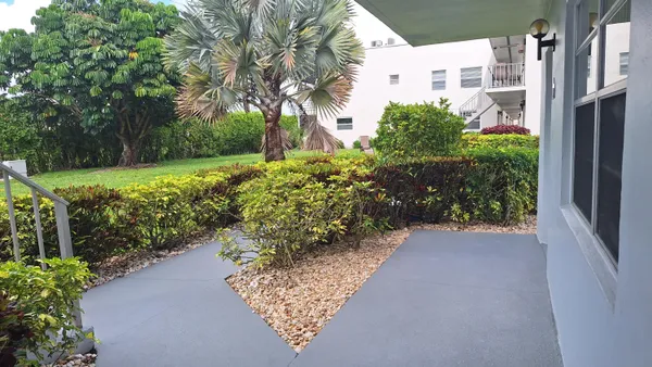 $1,650 | 120 Normandy Lane, Unit C, Delray Beach, FL 33484