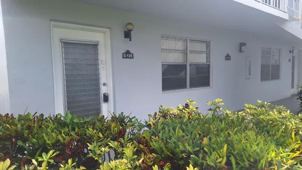 $1,650 | 120 Normandy Lane, Unit C, Delray Beach, FL 33484